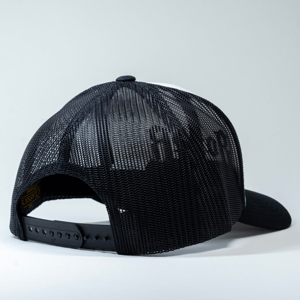 Essential B/W Trucker