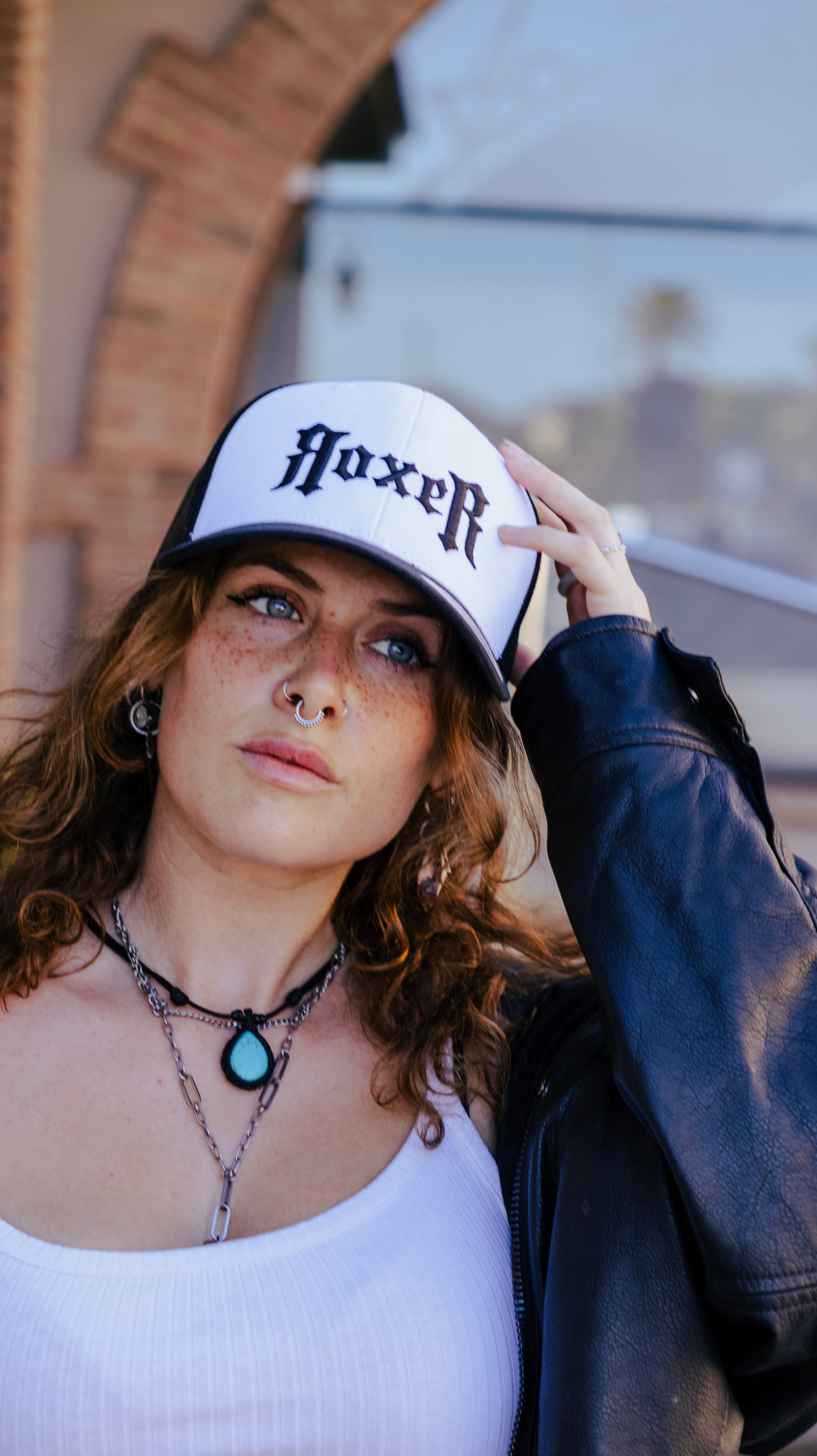 Essential B/W Trucker