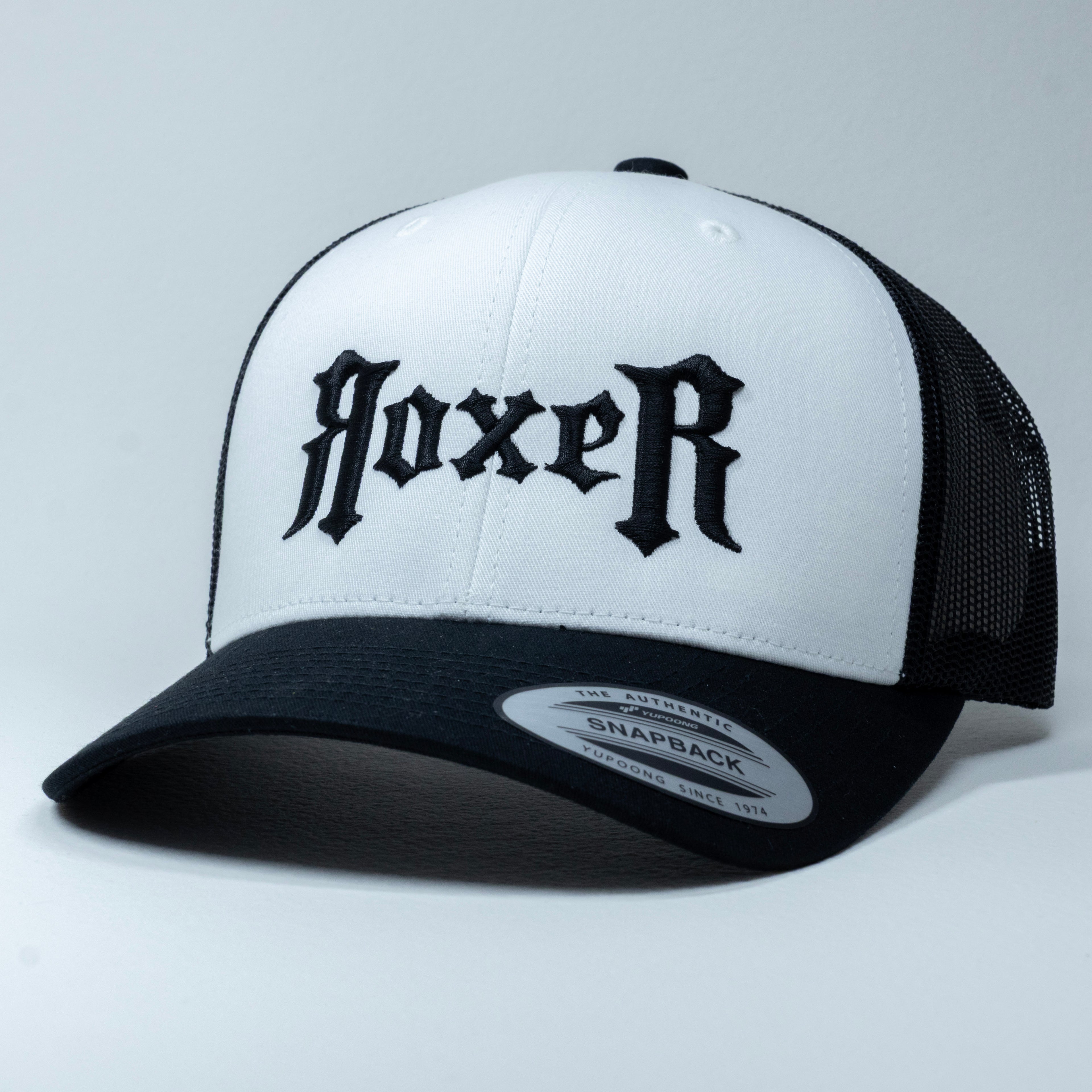 Essential B/W Trucker
